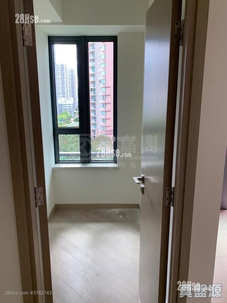 Wetland Seasons Park Sell 1 Bedroom , 1 Bathroom 364 ft²