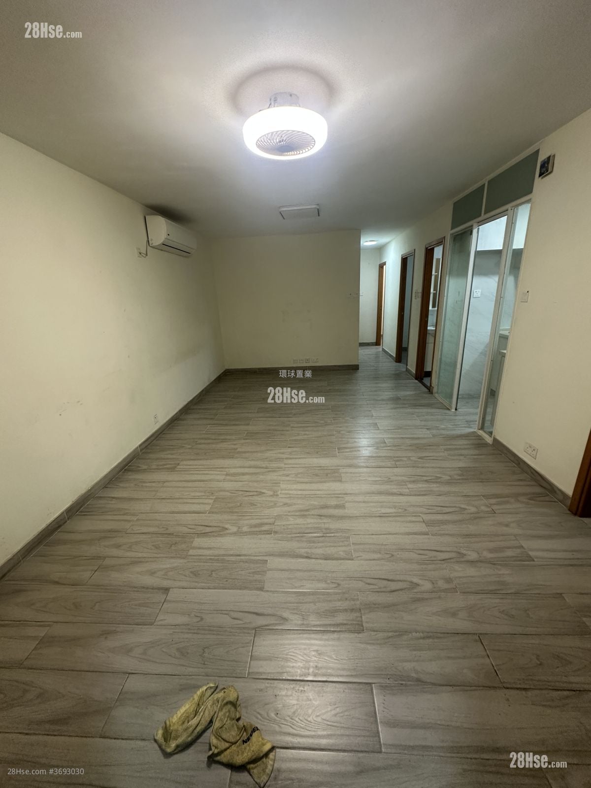 村屋 售盘 3 房 , 2 浴室 630 平方尺