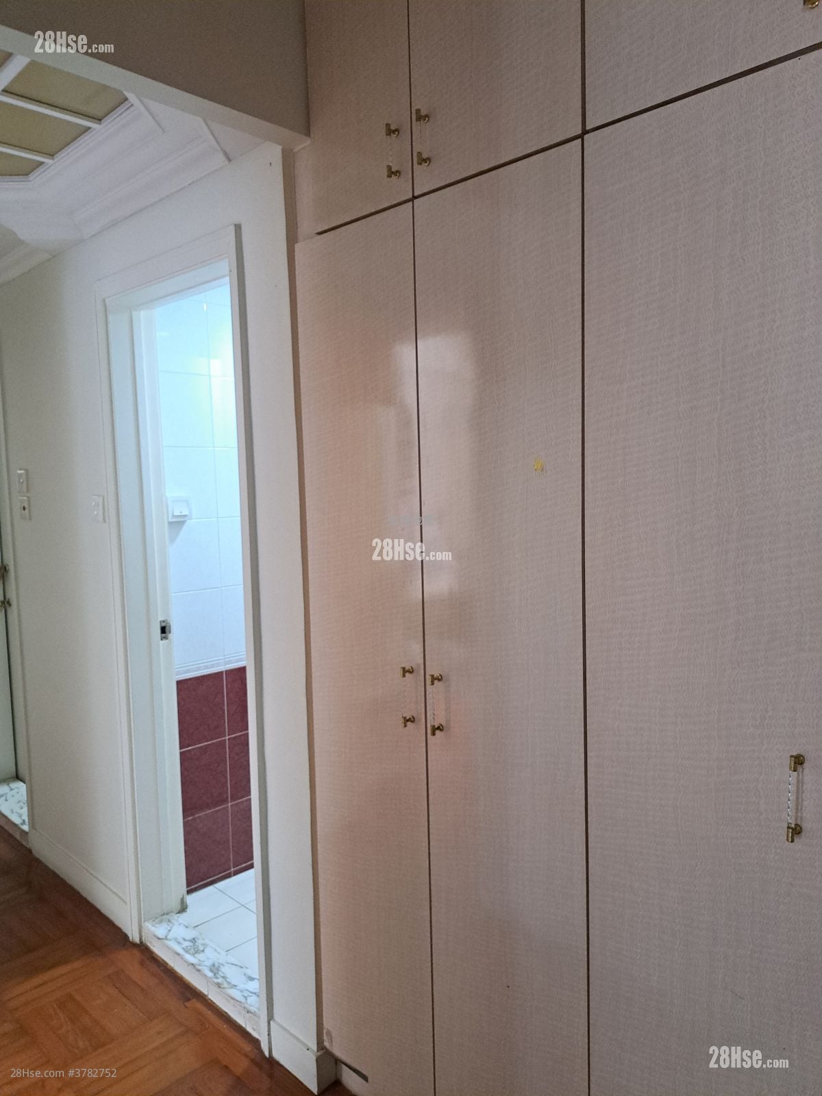 安卢 售盘 3 房 , 1 浴室 1,134 平方尺