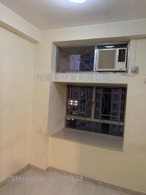 Jade Plaza Rental 2 Bedrooms , 1 Bathroom 274 ft²