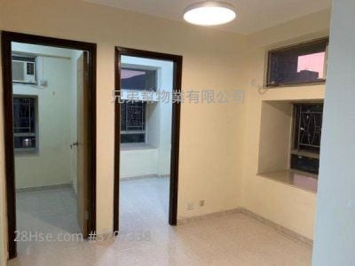 Jade Plaza Rental 2 Bedrooms , 1 Bathroom 274 ft²