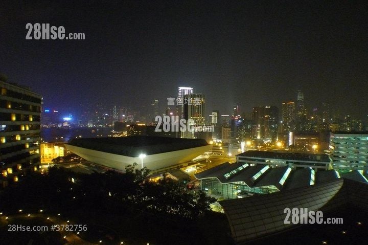 The Metropolis Residence Sell 2 Bedrooms , 1 Bathroom 470 ft²