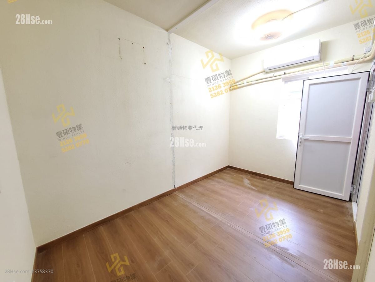 村屋 租盘 1 房 , 1 浴室 350 平方尺