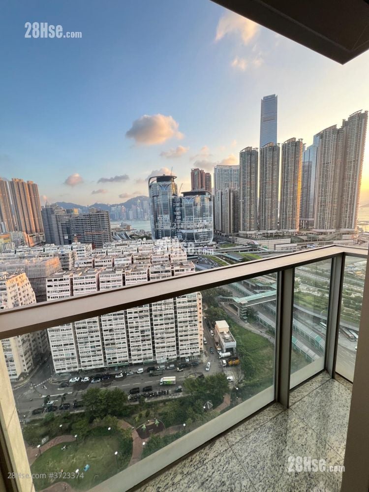 The Coronation Sell 1 Bedroom , 1 Bathroom 459 ft²