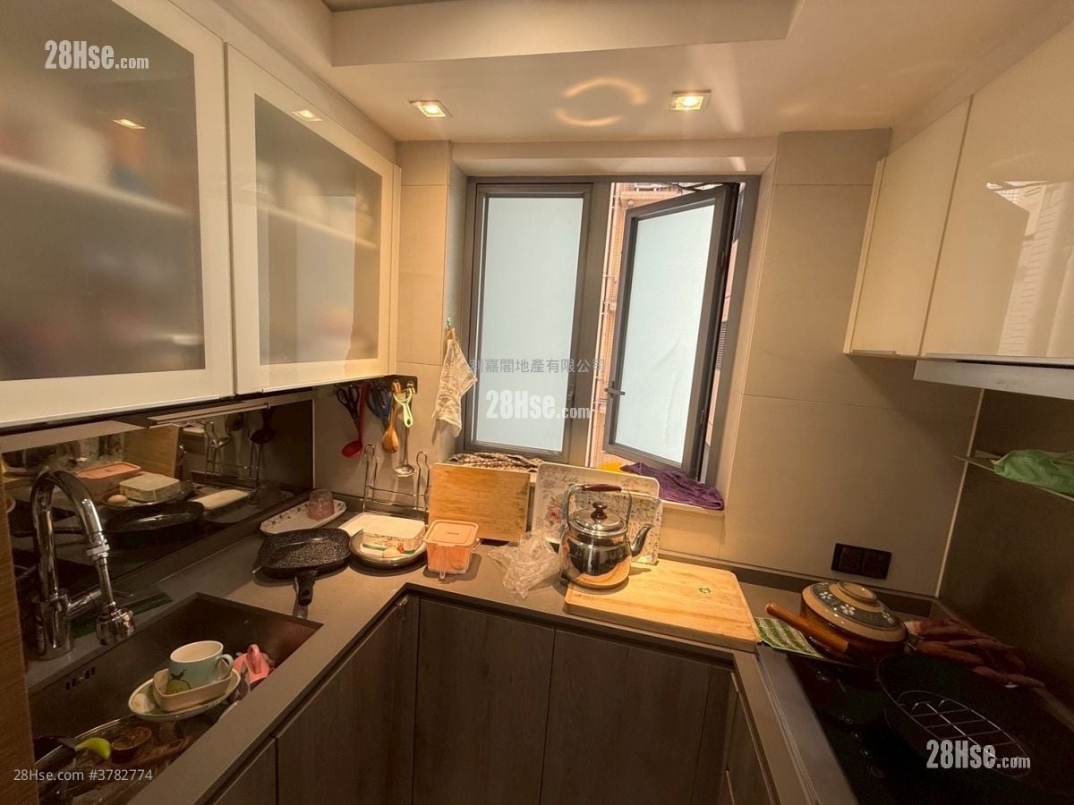 峻峦 售盘 2 房 526 平方尺