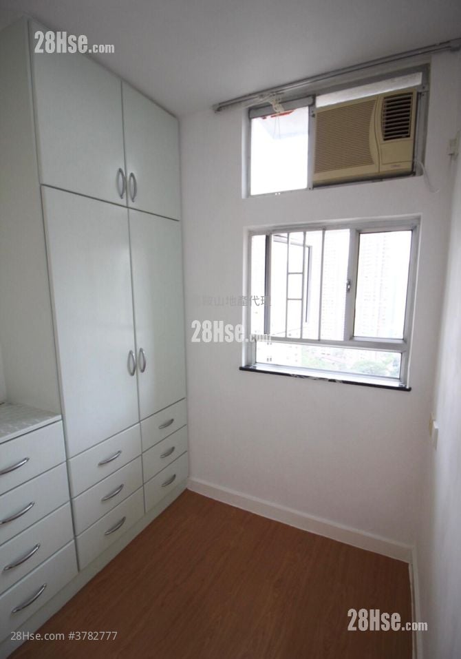 Kam Ying Court Rental 2 Bedrooms , 1 Bathroom 401 ft²