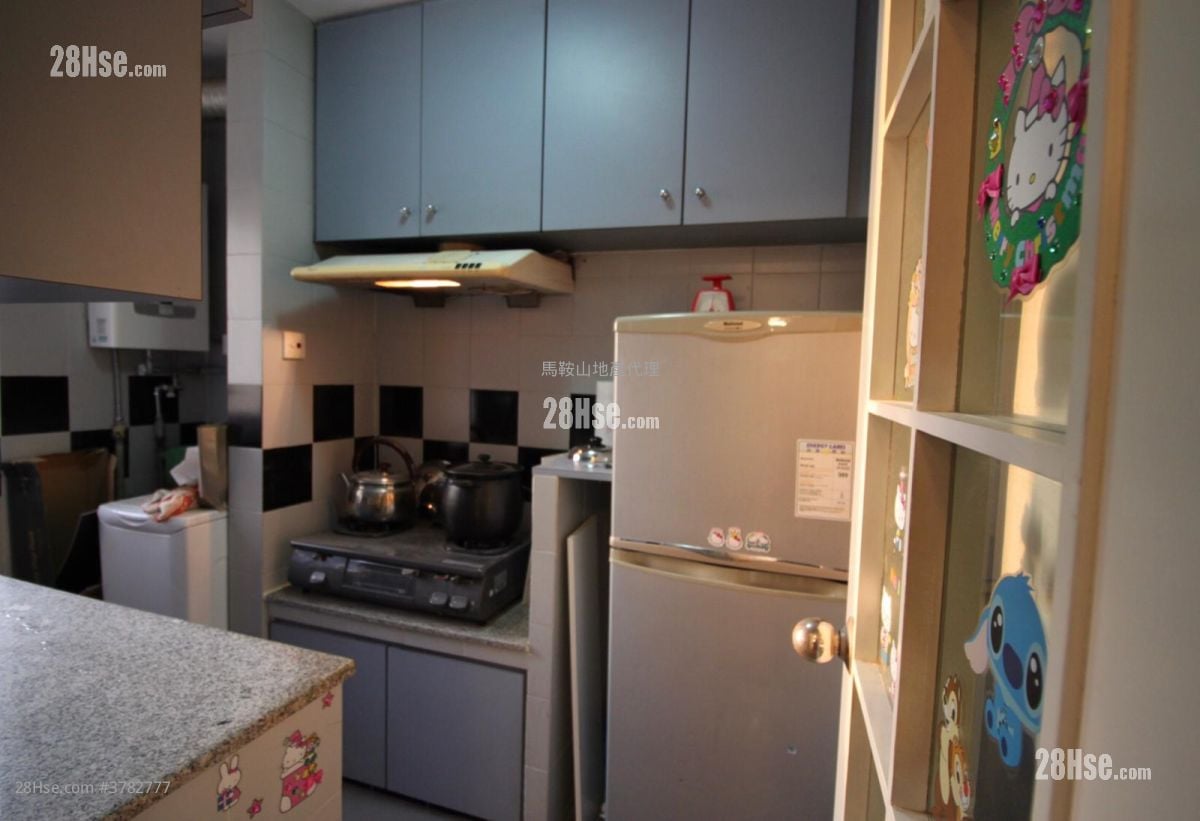 Kam Ying Court Rental 2 Bedrooms , 1 Bathroom 401 ft²