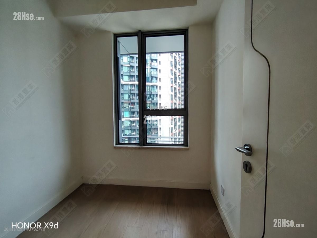 Monaco One Rental 2 Bedrooms , 1 Bathroom 444 ft²