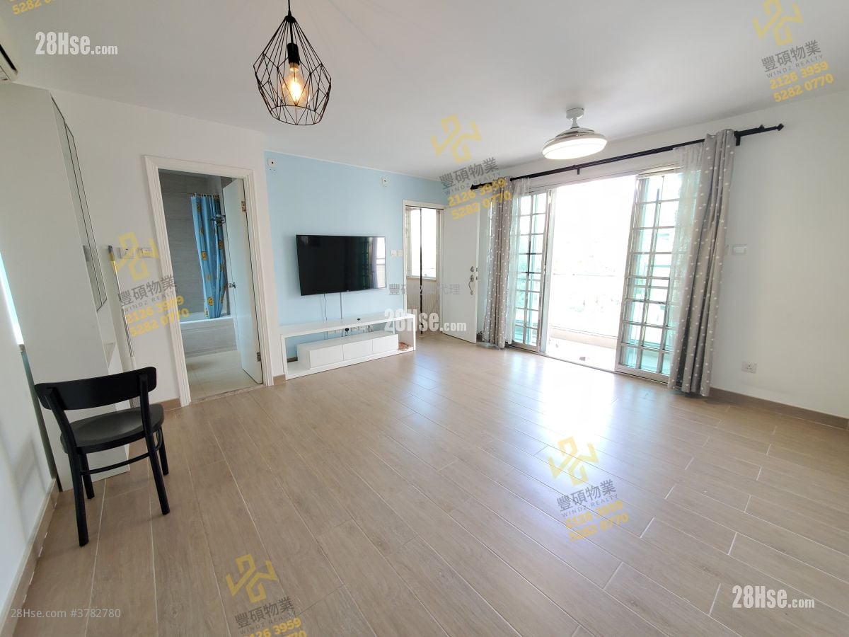 村屋 租盘 2 房 , 1 浴室 700 平方尺