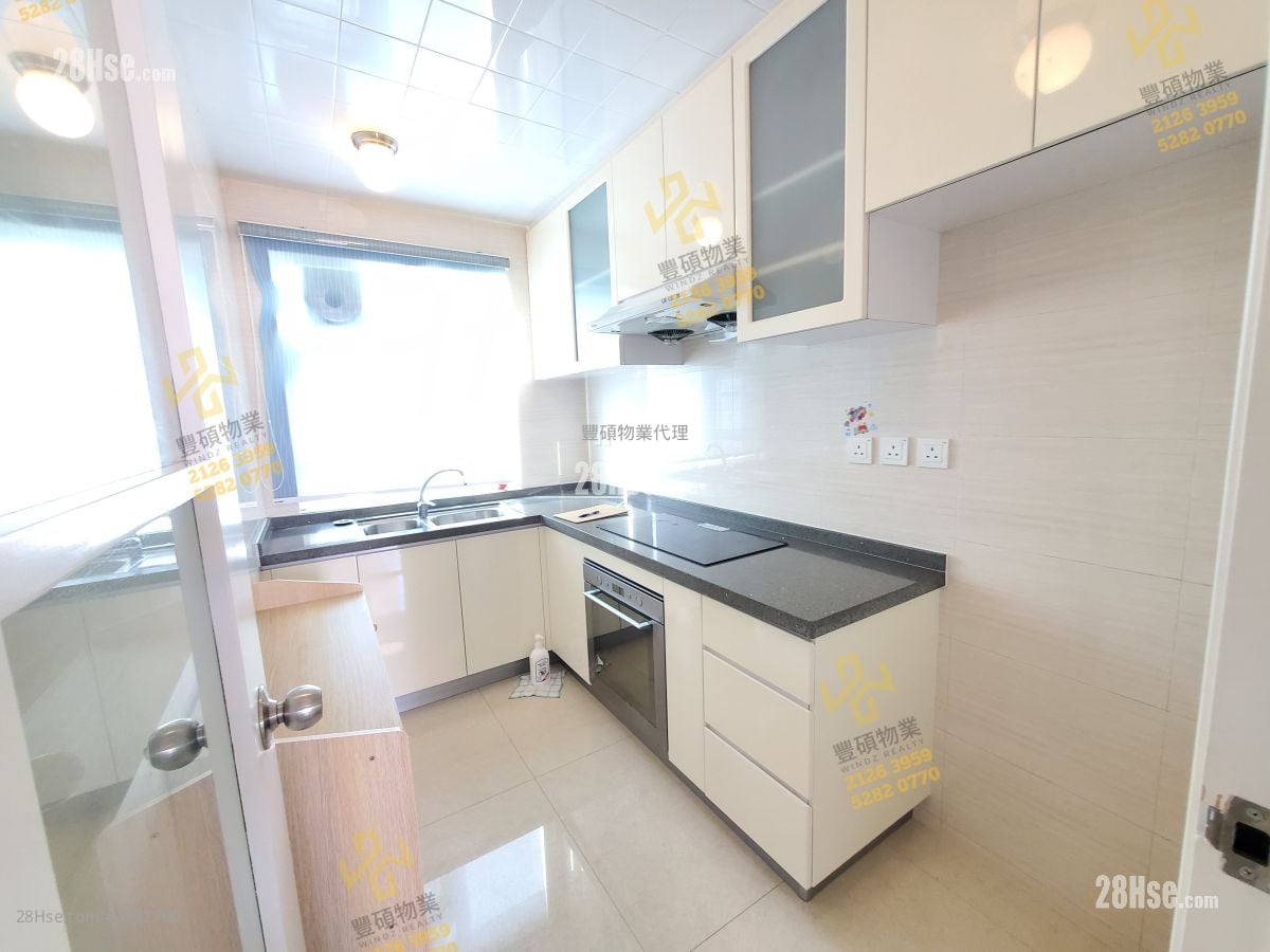 村屋 租盘 2 房 , 1 浴室 700 平方尺