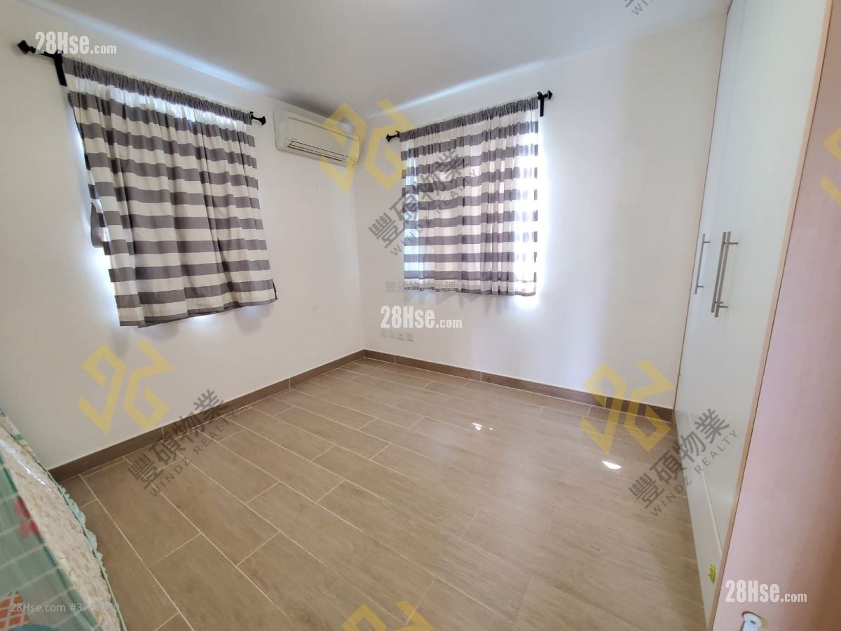 村屋 租盘 2 房 , 1 浴室 700 平方尺