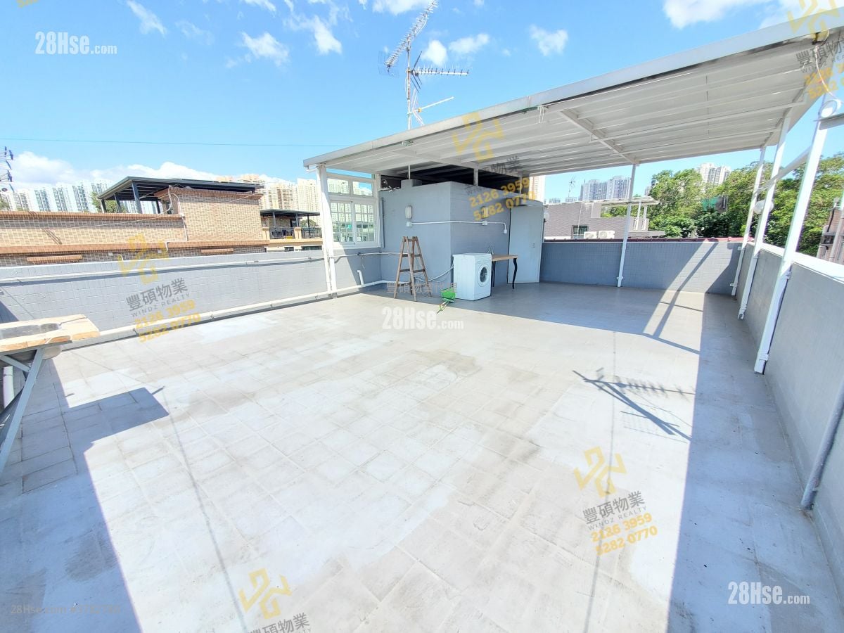 村屋 租盘 2 房 , 1 浴室 700 平方尺