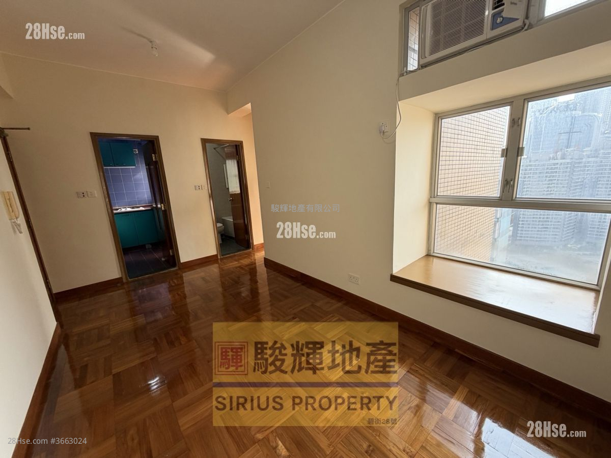 Liberty Mansion Rental 2 Bedrooms , 1 Bathroom 430 ft²