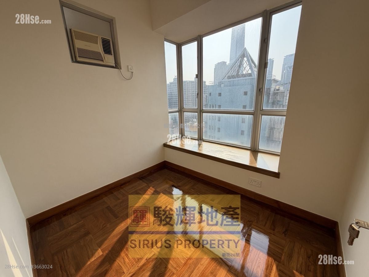 Liberty Mansion Rental 2 Bedrooms , 1 Bathroom 430 ft²
