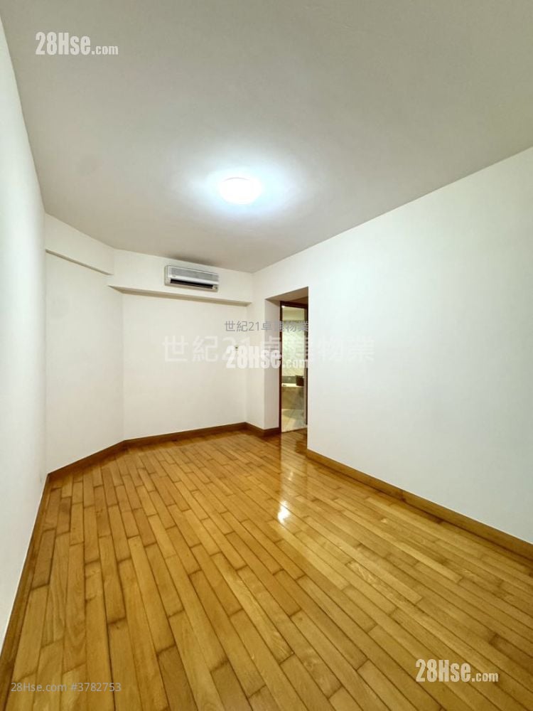 The Waterfront Sell 3 Bedrooms , 2 Bathrooms 943 ft²