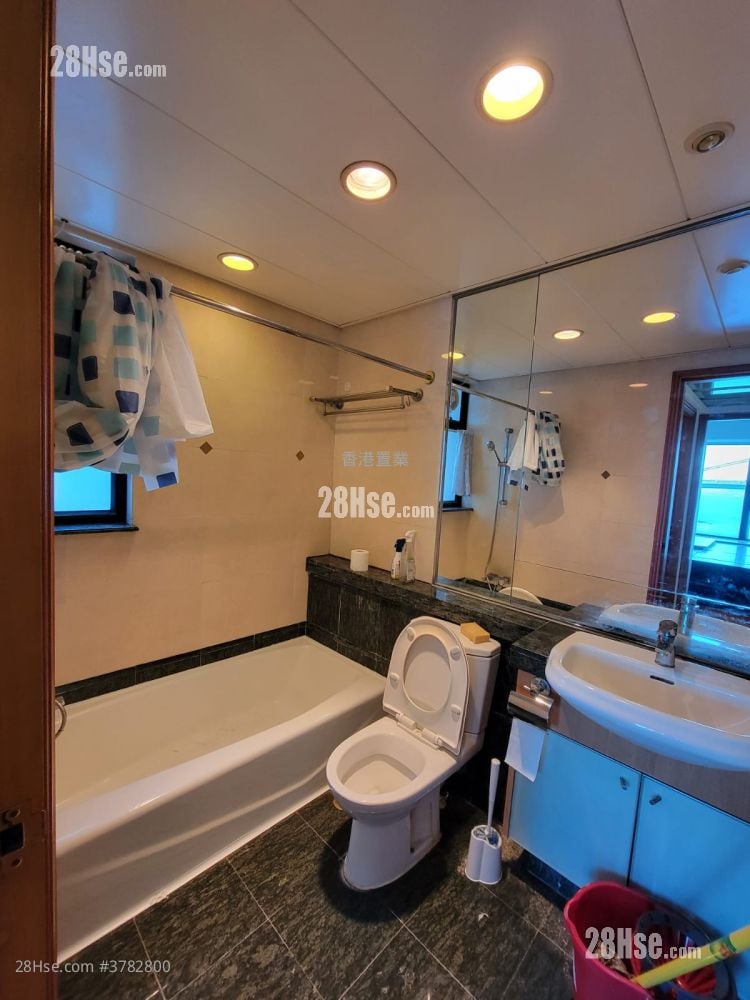 Park Island Sell 2 Bedrooms , 1 Bathroom 592 ft²