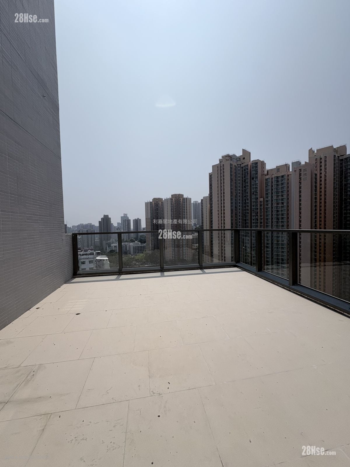 543 Castle Peak Road Kwai Chung Sell