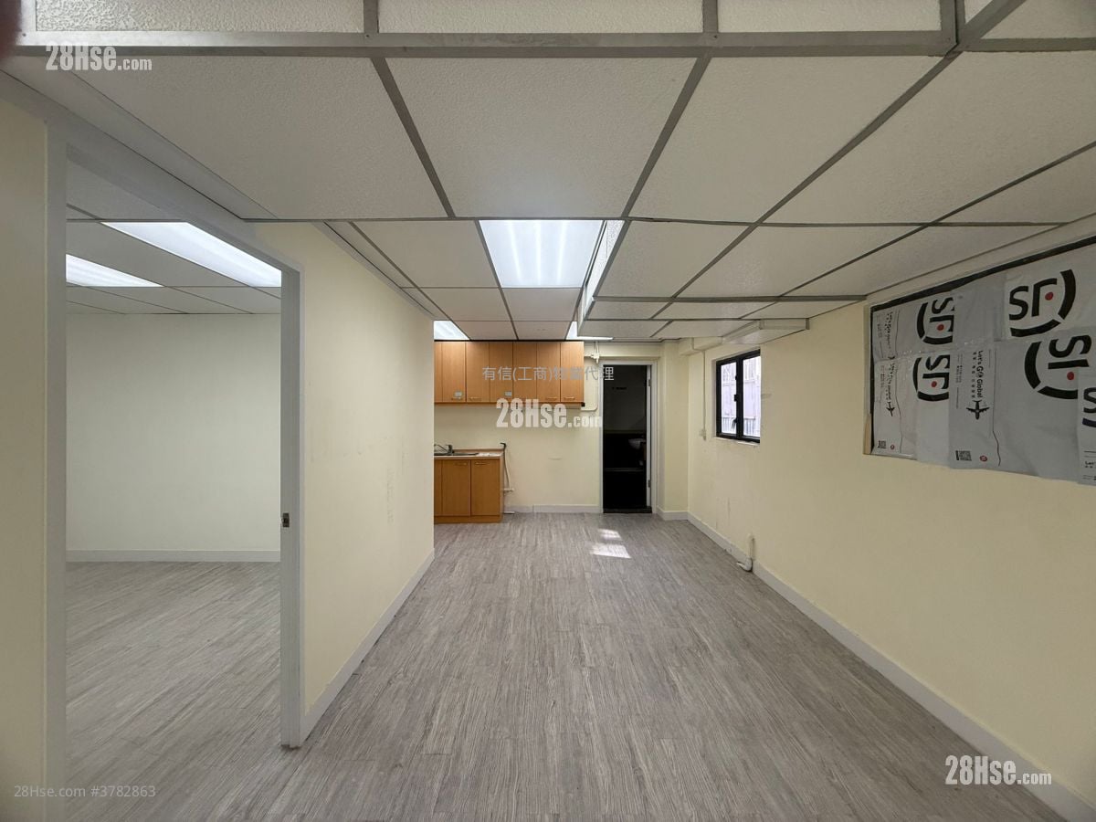 Tong Yuen Factory Building Rental 4 Bedrooms , 2 Toilets