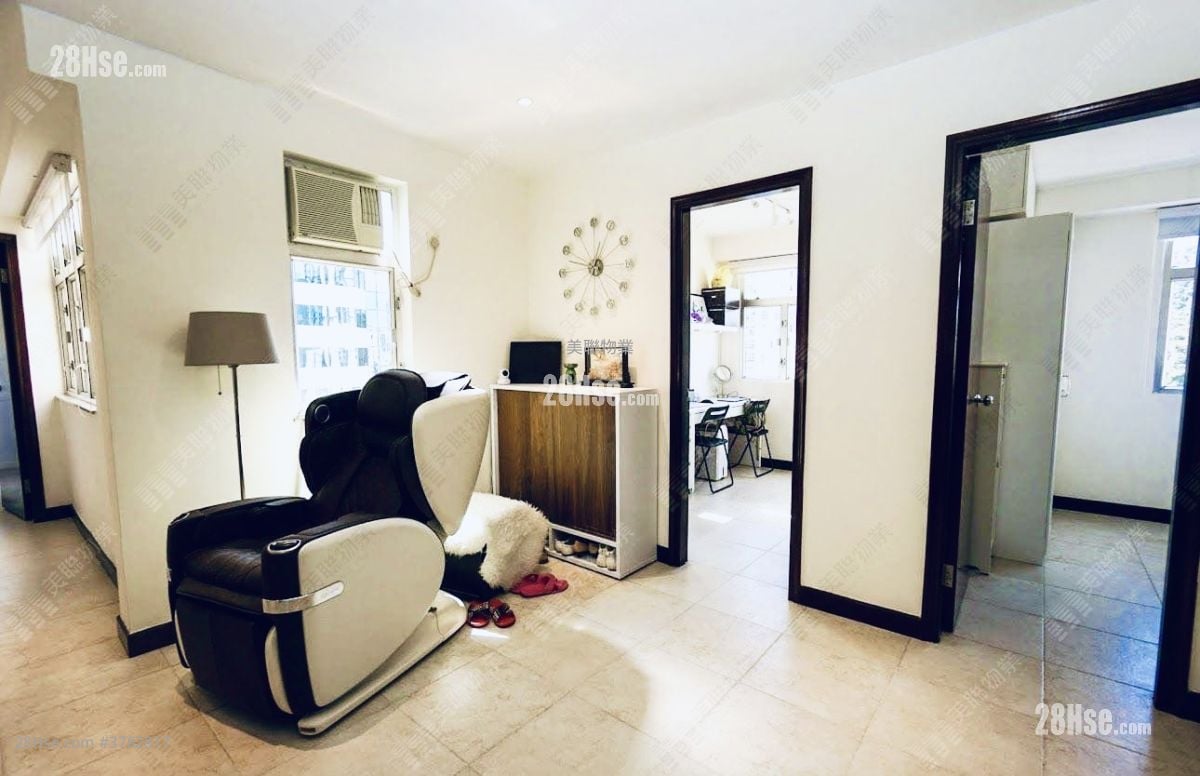 Hoi Kwong Court Sell 639 ft²