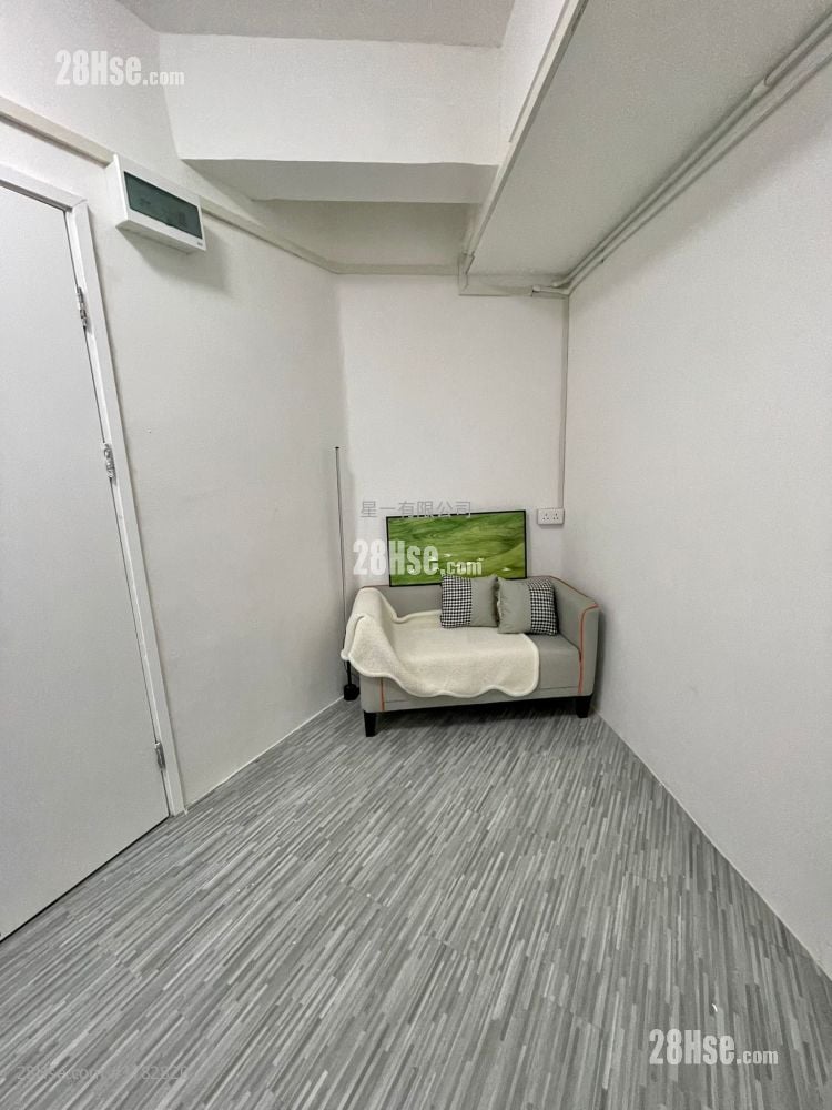 环海大厦 租盘 2 房 , 1 浴室 250 平方尺