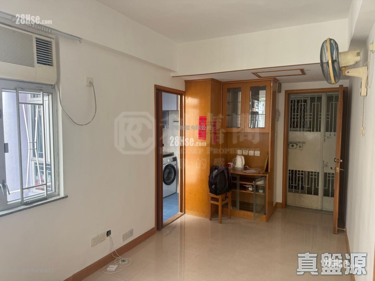 宝田大厦 售盘 2 房 318 平方尺