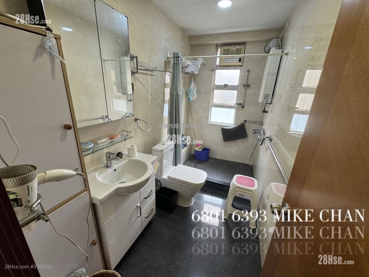 Wing Ying Mansion Sell 3 Bedrooms , 3 Bathrooms 996 ft²