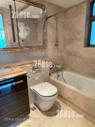 溋玥天赋海湾 售盘 2 房 897 平方尺