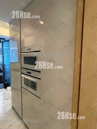 溋玥天赋海湾 售盘 2 房 897 平方尺