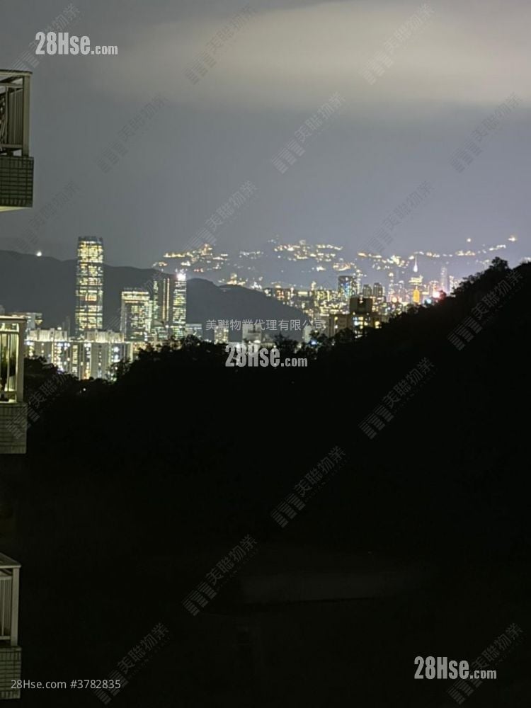 Metro Town Sell 3 Bedrooms 731 ft²