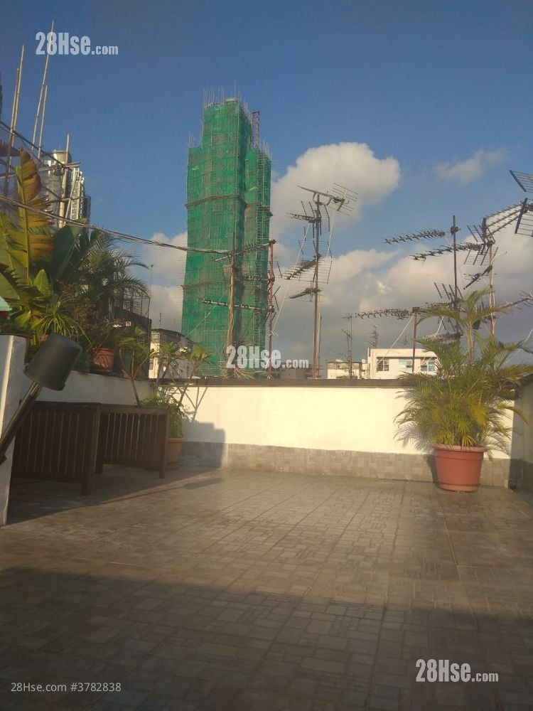 城南道 租盘 4 房 , 2 浴室 550 平方尺