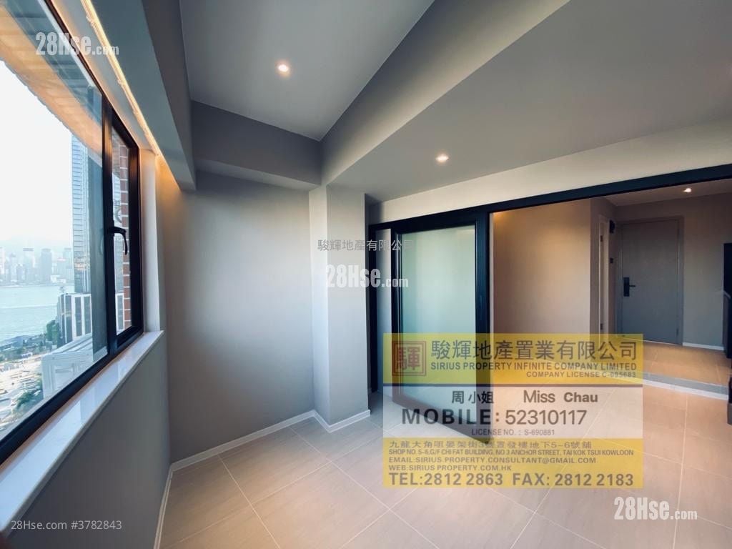 Windsor Mansion Rental 350 ft²