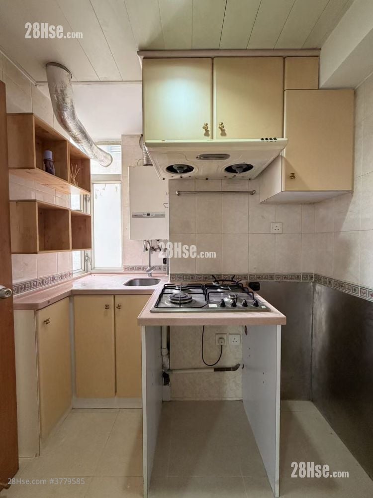 湾景中心大厦 租盘 2 房 , 1 浴室 325 平方尺