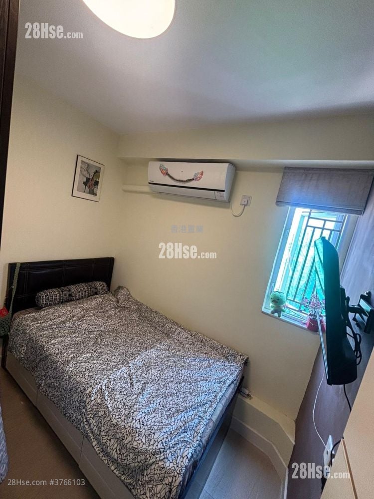 Mei Foo Sun Chuen Sell 3 Bedrooms 804 ft²