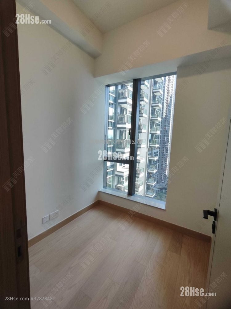 Park Seasons Sell 2 Bedrooms 451 ft²