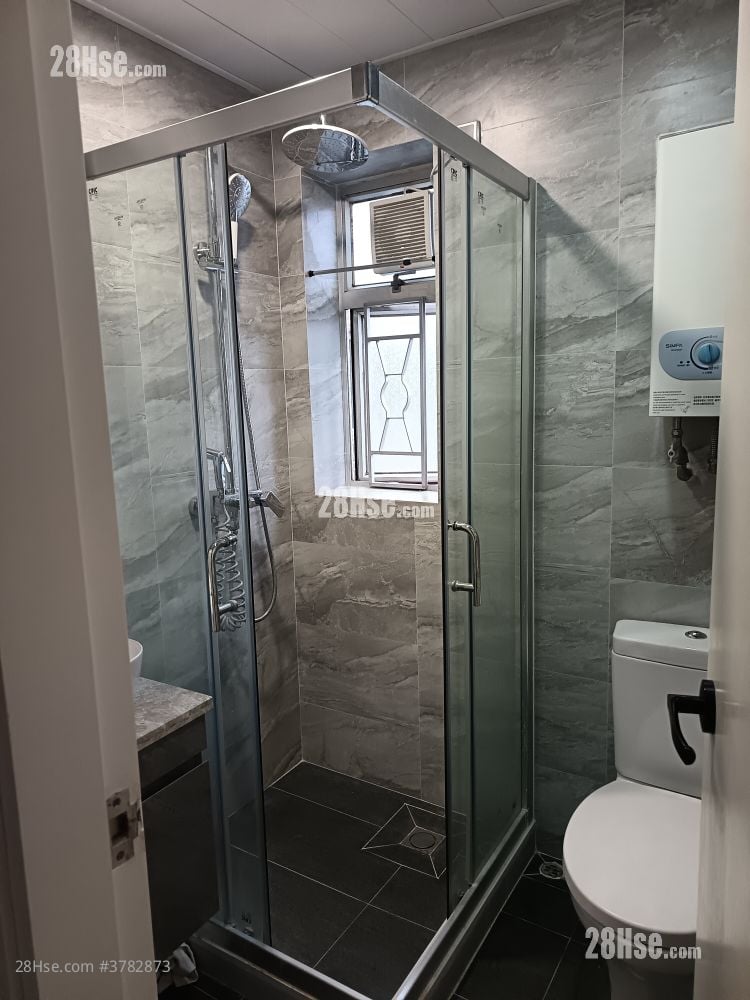 Discovery Park Sell 3 Bedrooms , 2 Bathrooms 590 ft²