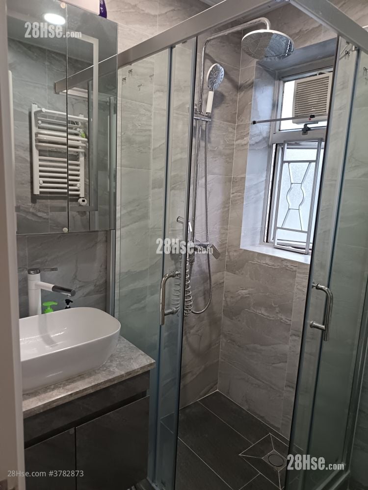 Discovery Park Sell 3 Bedrooms , 2 Bathrooms 590 ft²