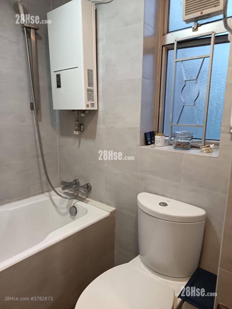 Discovery Park Sell 3 Bedrooms , 2 Bathrooms 590 ft²