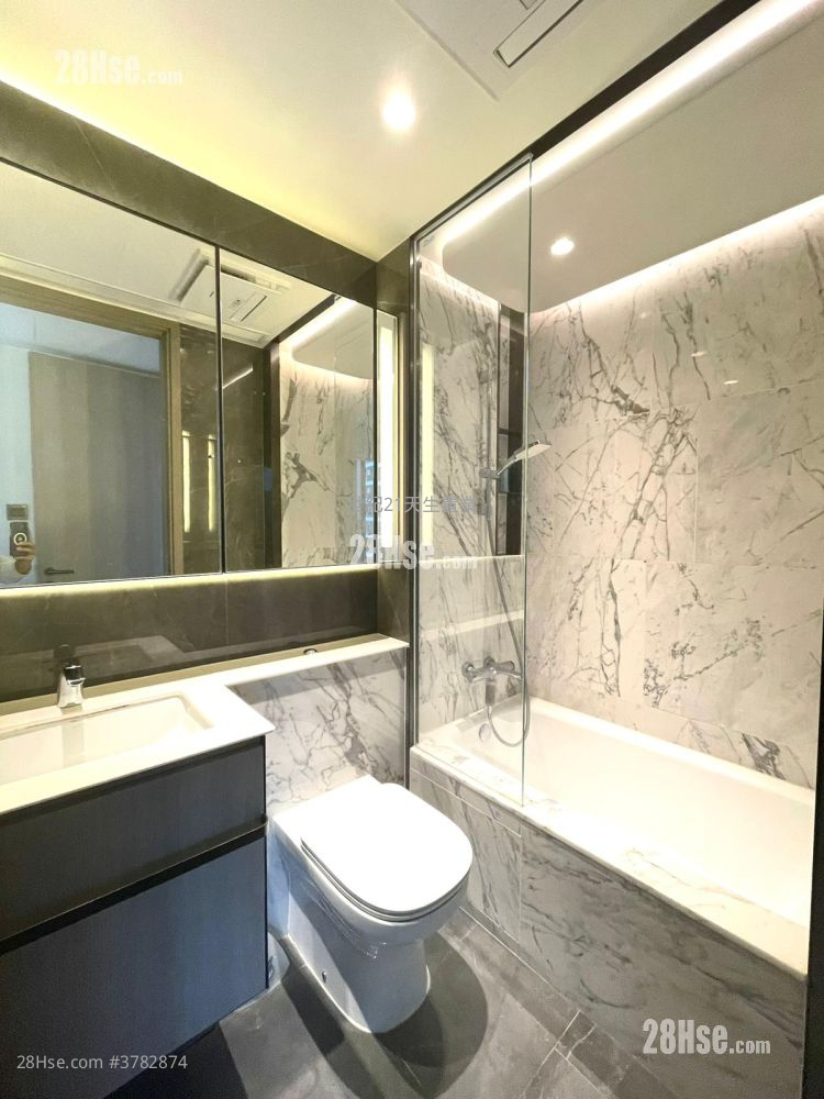 上源 售盘 738 平方尺