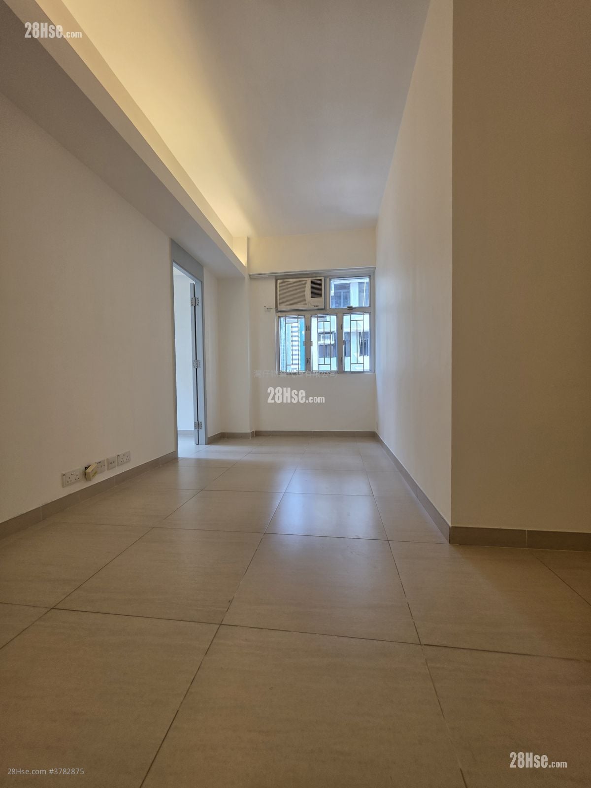 Prime Mansion Rental 3 Bedrooms , 2 Bathrooms 600 ft²