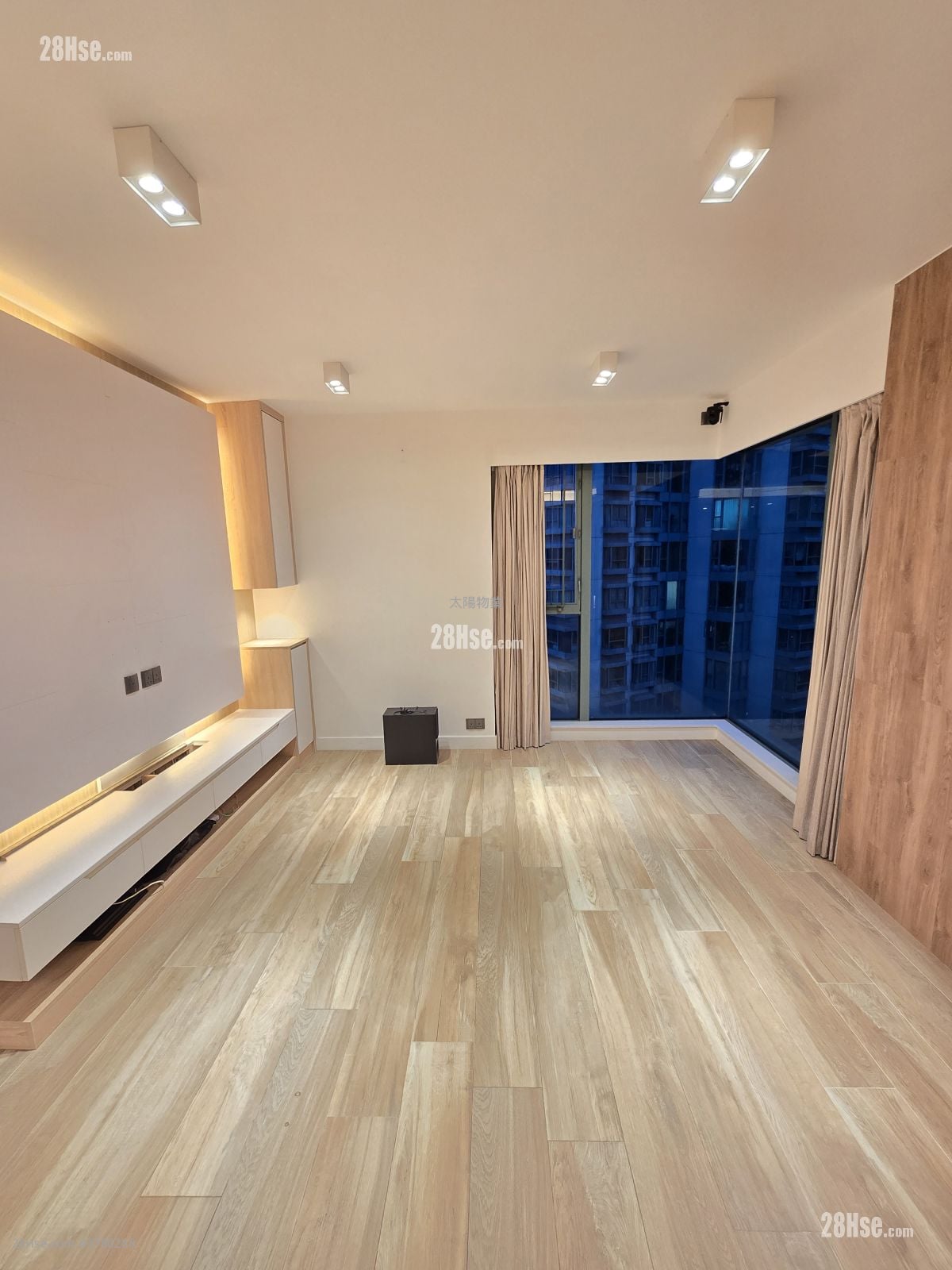 海逸豪园 售盘 2 房 , 1 浴室 561 平方尺