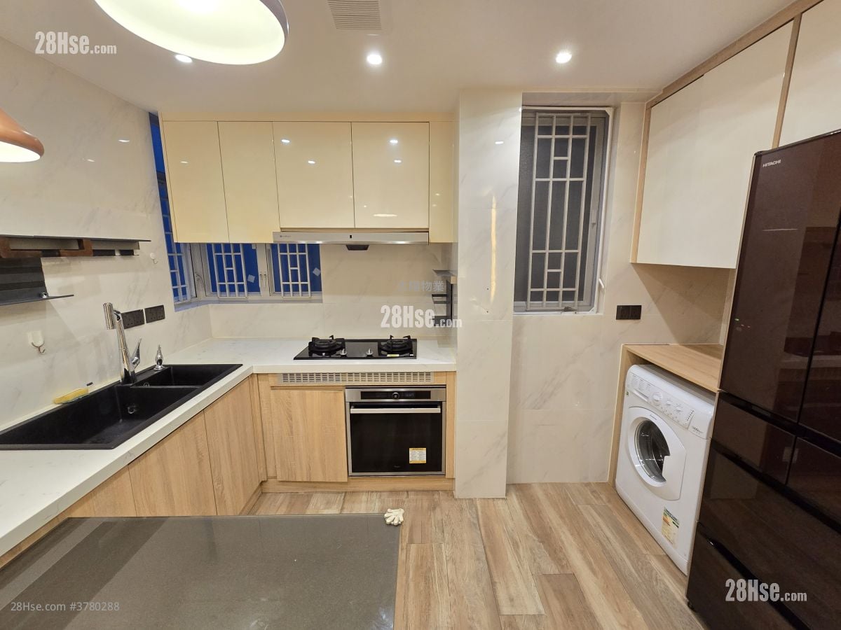 海逸豪园 售盘 2 房 , 1 浴室 561 平方尺