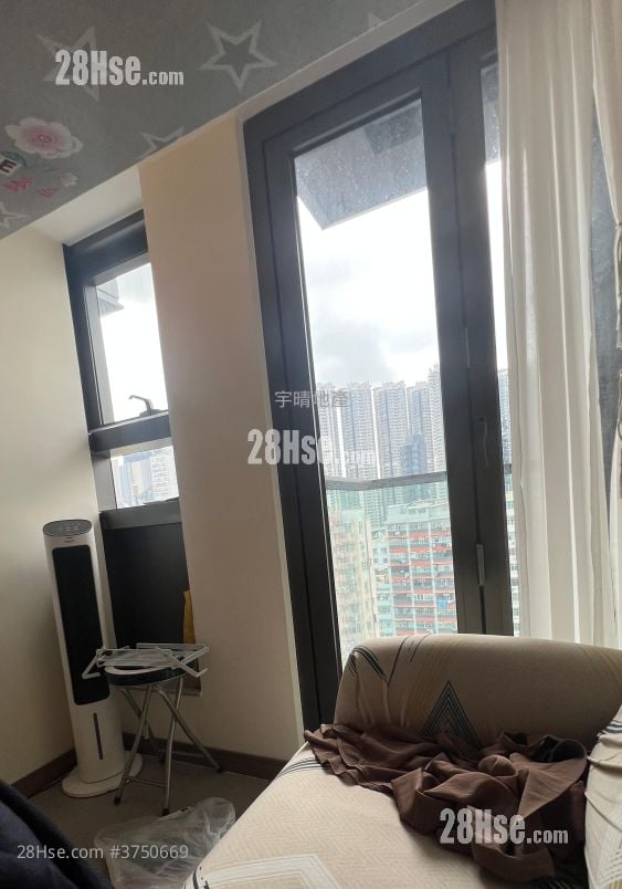 AVA228 售盘 开放式间隔 , 1 浴室 151 平方尺