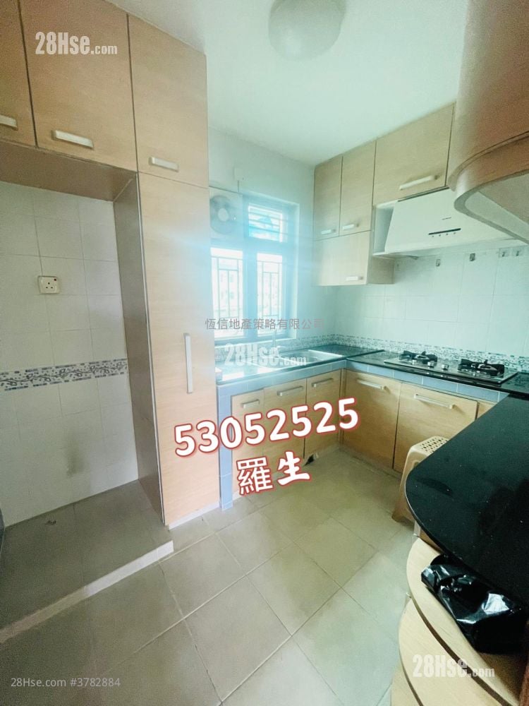 村屋 租盘 3 房 , 1 浴室 700 平方尺