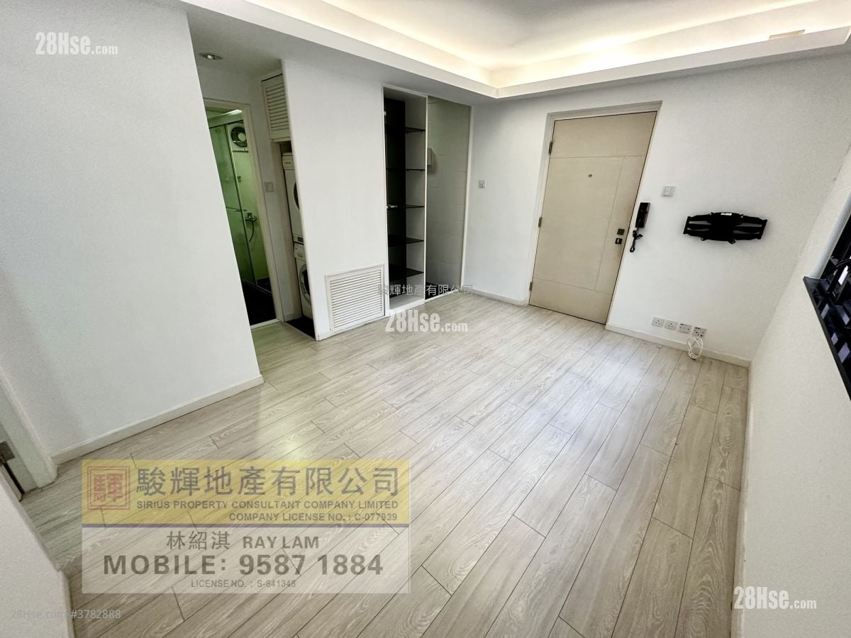 Hillwood Mansion Rental 2 Bedrooms , 1 Bathroom 420 ft²