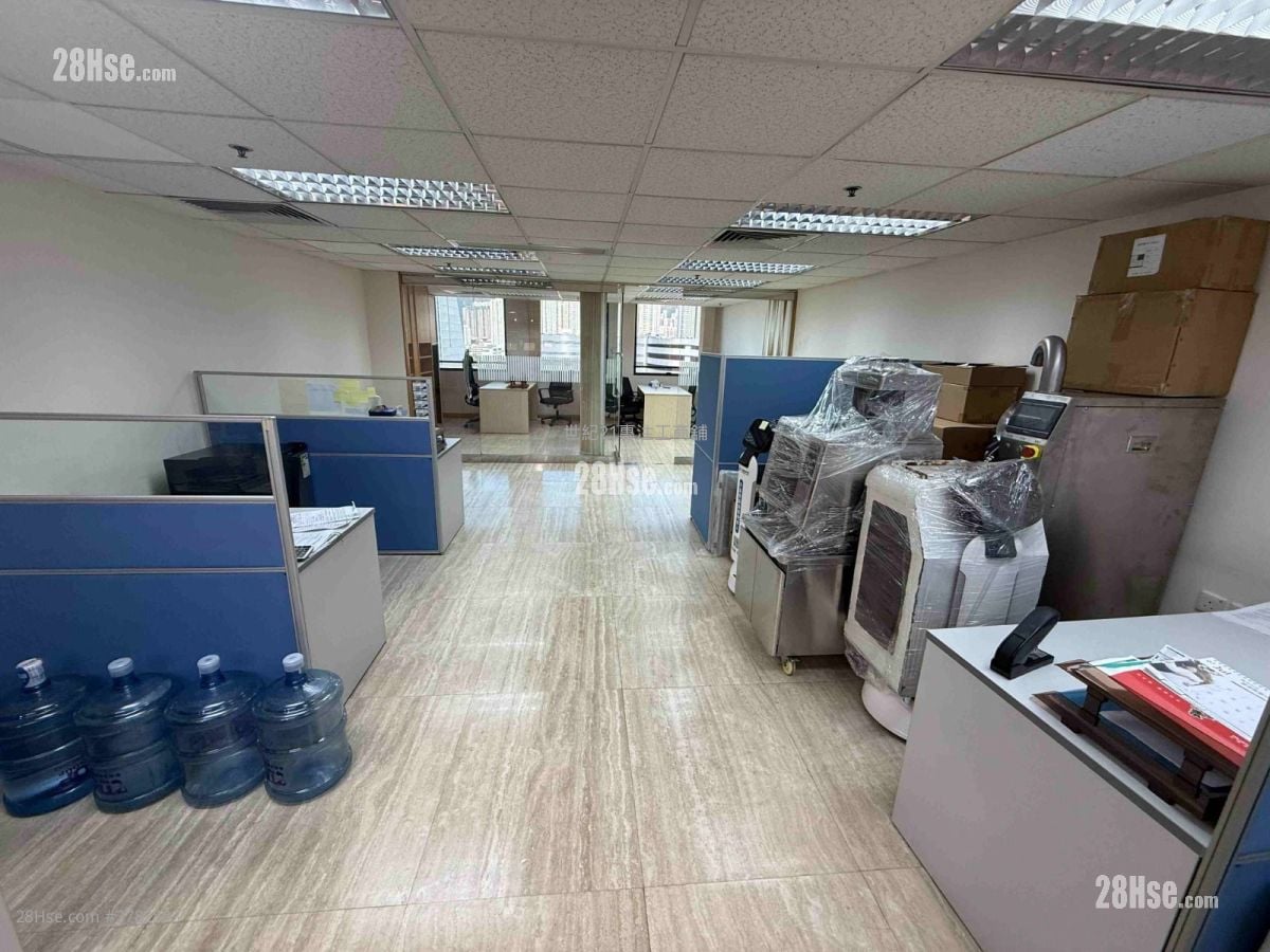 Nan Fung Commercial Centre Rental 3 Bedrooms 881 ft²