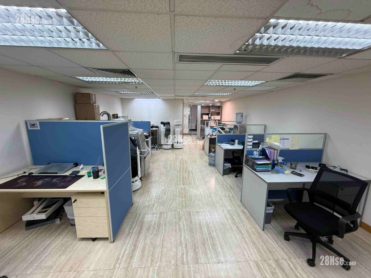 Nan Fung Commercial Centre Rental 3 Bedrooms 881 ft²