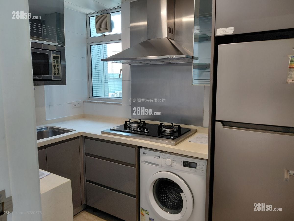 首都 租盘 3 房 , 2 浴室 680 平方尺