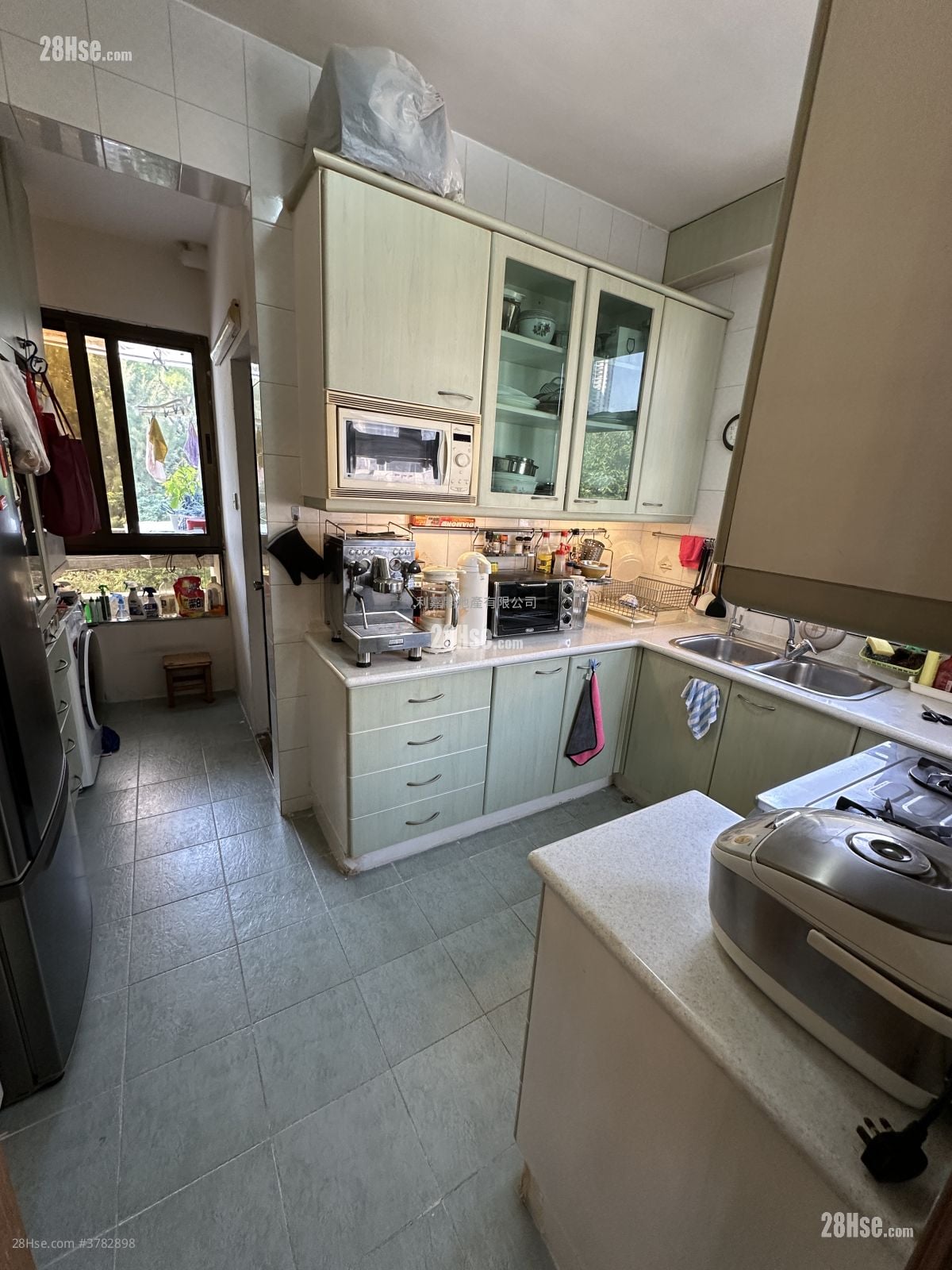 Rosary Villas Sell 3 Bedrooms , 2 Bathrooms 1,431 ft²