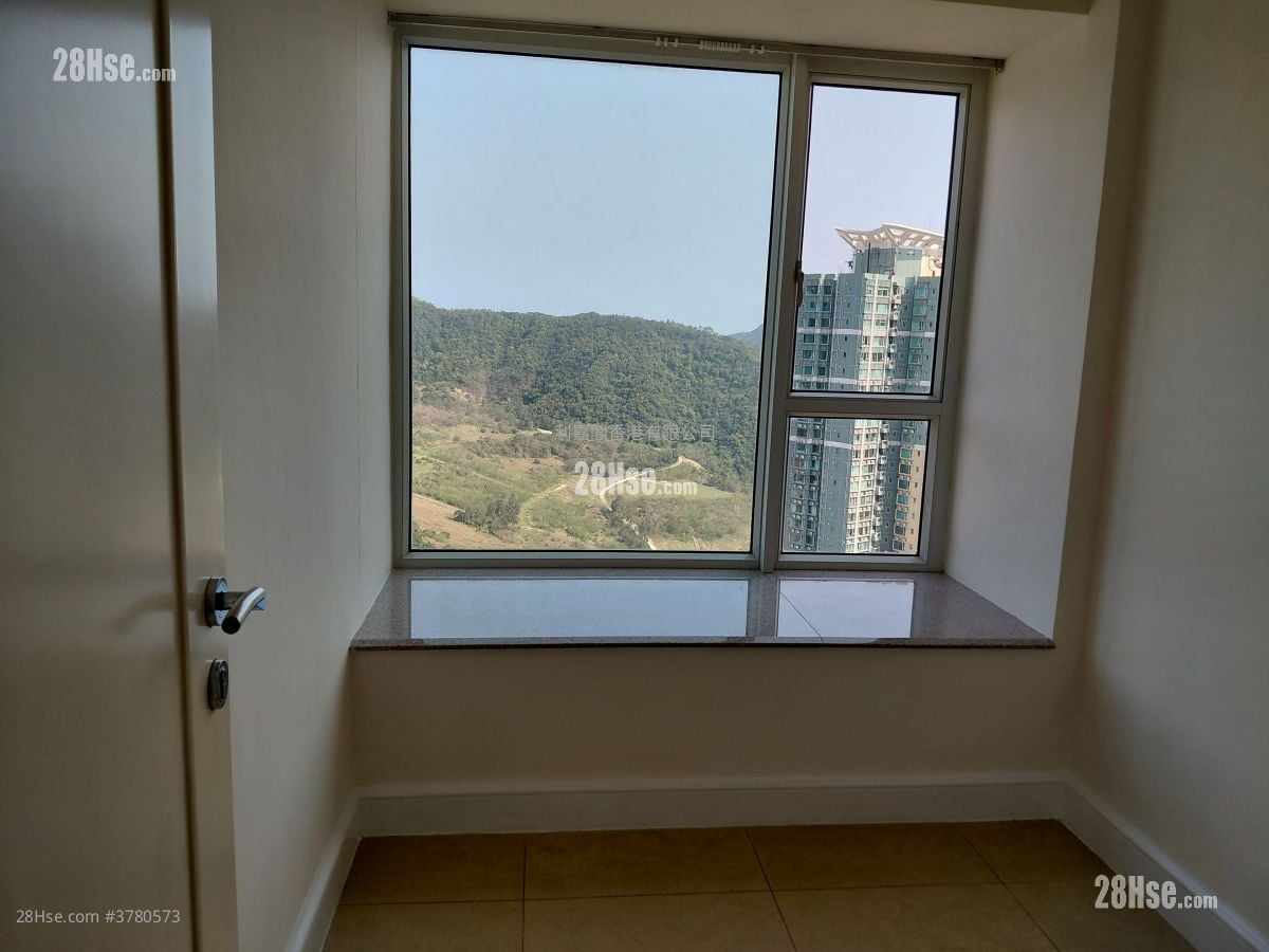 首都 租盘 3 房 , 2 浴室 680 平方尺