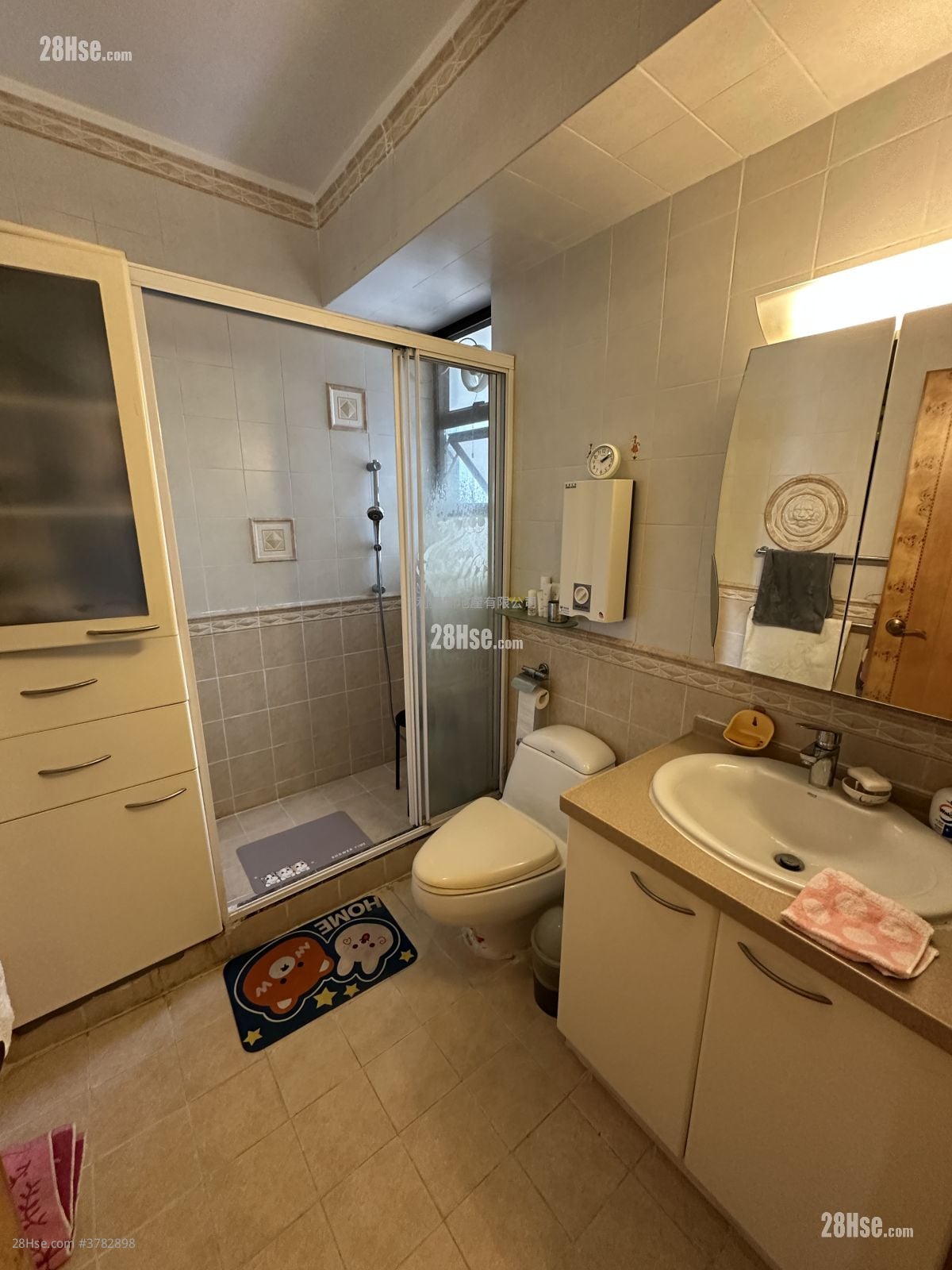 Rosary Villas Sell 3 Bedrooms , 2 Bathrooms 1,431 ft²